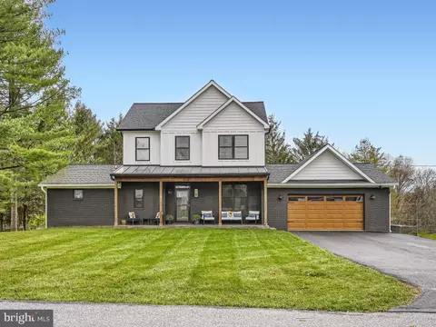 912 Lorraine Dr, Finksburg, MD 21048