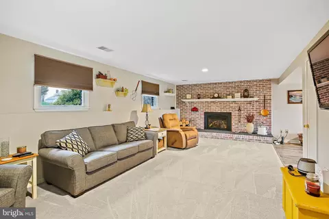 2132 Herbert Ave, Westminster, MD 21157 photo 25