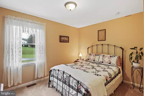 2132 Herbert Ave, Westminster, MD 21157 photo 19