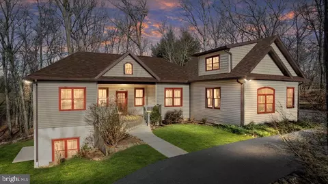 1801 Nicodemus Rd, New Windsor, MD 21776