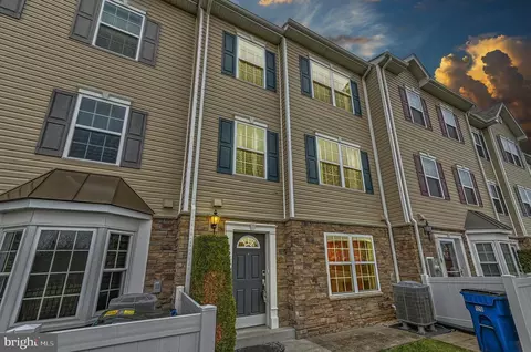 1822 Cassandra #120, Sykesville, MD 21784
