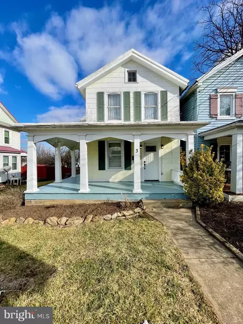 3 Webster St, Westminster, MD 21157