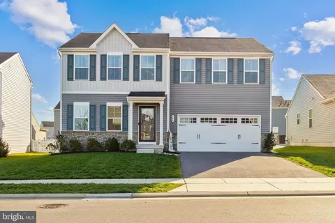 144 Crimson Ave, Taneytown, MD 21787