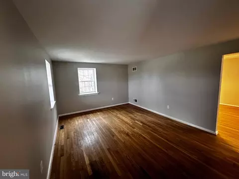 1659 Exeter Rd, Westminster, MD 21157 photo 2