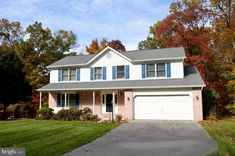 7118 Carmae Rd, Sykesville, MD 21784