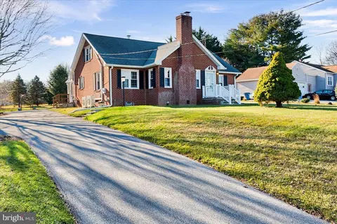 3208 Sykesville Rd, Westminster, MD 21157