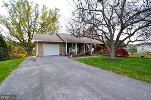 20 Pleasant Valley Rd, Westminster, MD 21158