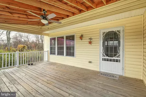 275 Greenfields Dr, Westminster, MD 21158 photo 26