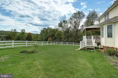 275 Greenfields Dr, Westminster, MD 21158 photo 30