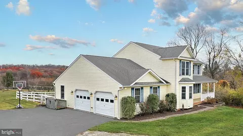 275 Greenfields Dr, Westminster, MD 21158 photo 22