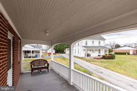 307 Roberts Mill Rd, Taneytown, MD 21787