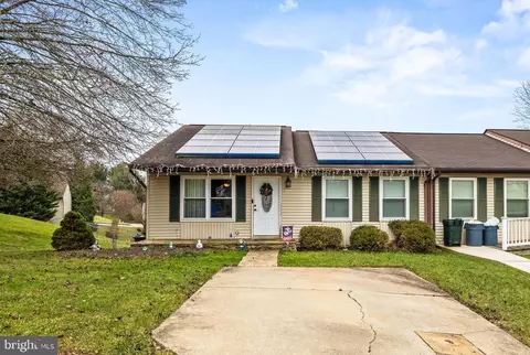 303 Mayfield Ct, Westminster, MD 21158