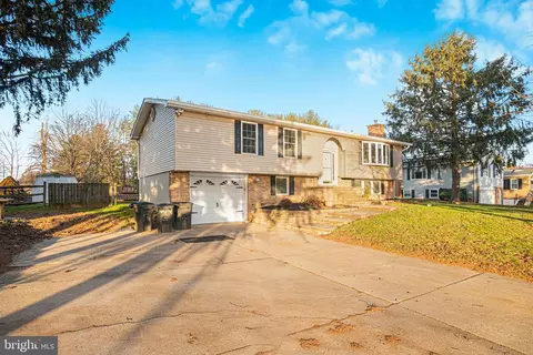 2508 Neudecker Rd, Westminster, MD 21157