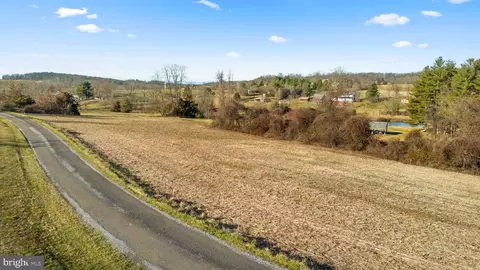 Cross Section Rd, Westminster, MD 21158 photo 9