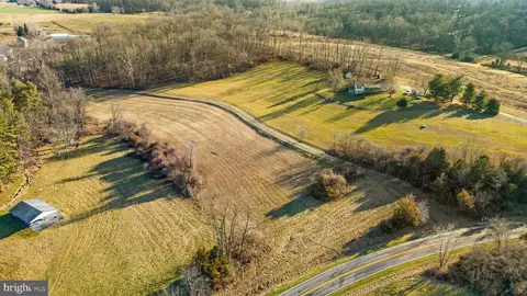 Cross Section Rd, Westminster, MD 21158 photo 3