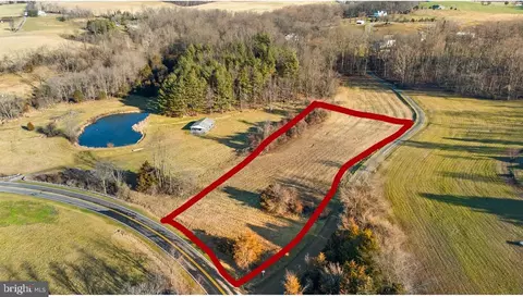 Cross Section Rd, Westminster, MD 21158