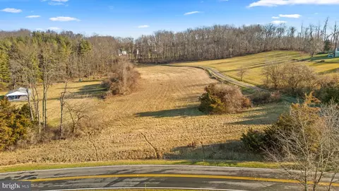 Cross Section Rd, Westminster, MD 21158 photo 4