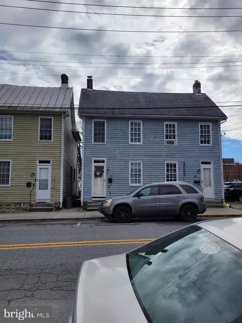 48 John St, Westminster, MD 21157
