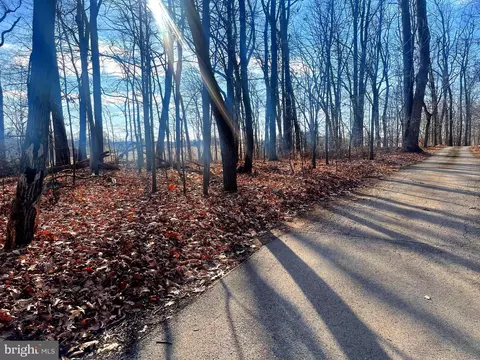 2650-2652 Baumgardner Rd, Westminster, MD 21158