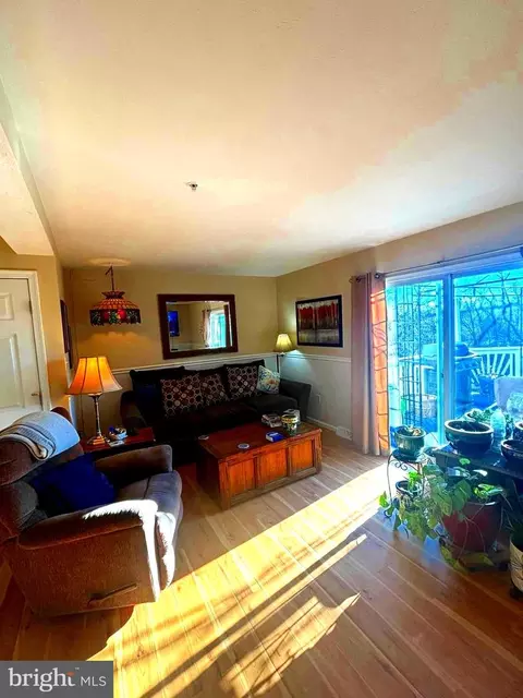 4827 Hillock Ln, Hampstead, MD 21074 photo 3