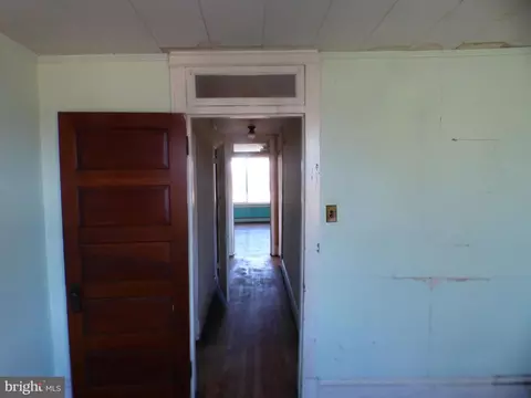 Entry Way - 1730 N Main St, Hampstead, MD 21074 photo 7 of 7