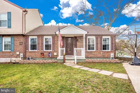 809 Young Ct, Westminster, MD 21158