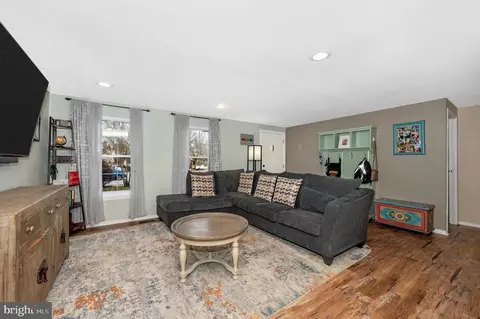 809 Young Ct, Westminster, MD 21158 photo 10