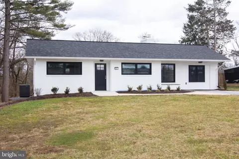 5887 Oakland Rd, Sykesville, MD 21784