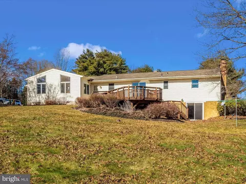 Exterior - 4109 Teklen Dr, Westminster, MD 21157 photo 6 of 15