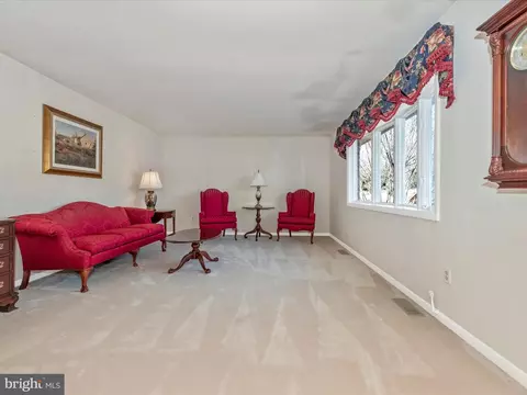 Living - 4109 Teklen Dr, Westminster, MD 21157 photo 1 of 7