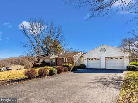 Exterior - 4109 Teklen Dr, Westminster, MD 21157 photo 13 of 15