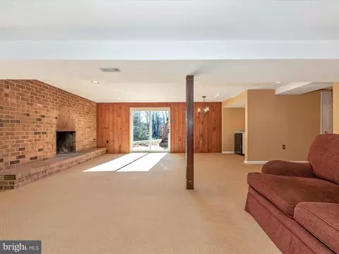 Living - 4109 Teklen Dr, Westminster, MD 21157 photo 4 of 7