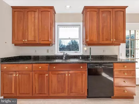 Kitchen - 4109 Teklen Dr, Westminster, MD 21157 photo 2 of 9