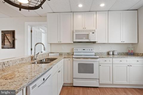 36 S Main St, Union Bridge, MD 21791 photo 11