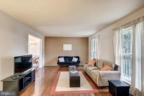 Living - 4503 Rooster Tail Dr, Hampstead, MD 21074 photo 4 of 8