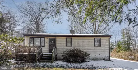 4903 Roller Rd, Manchester, MD 21102