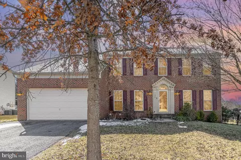 662 Spring Meadow Dr, Westminster, MD 21158