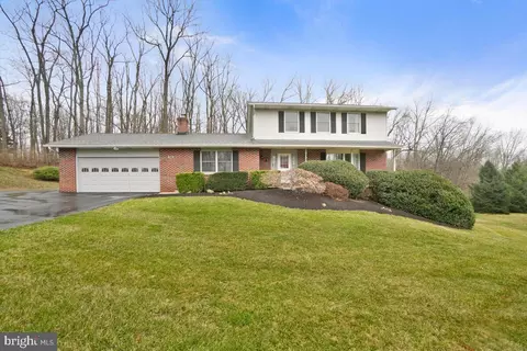 3585 W Watersville Rd, Mount Airy, MD 21771