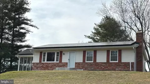 7010 Bristol Pl, Sykesville, MD 21784