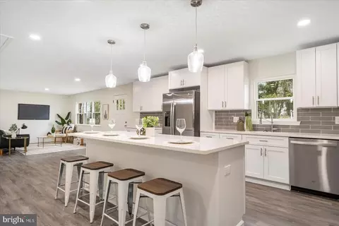 606 Raywell Ave, Union Bridge, MD 21791