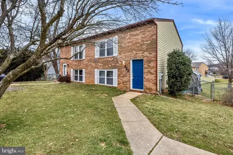 822 Johahn Dr, Westminster, MD 21158
