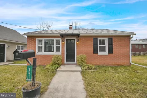 Exterior - 101 E Thomas St, Union Bridge, MD 21791 photo 7 of 13