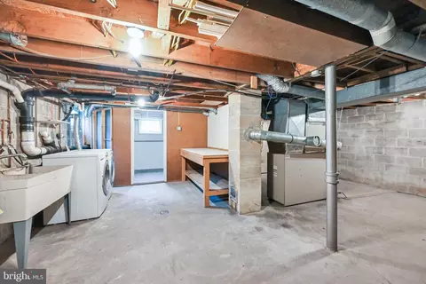 Exterior - 101 E Thomas St, Union Bridge, MD 21791 photo 2 of 13