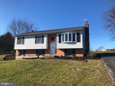 3152 Cardinal Dr, Westminster, MD 21157 photo 1