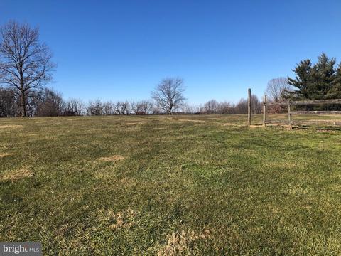 3152 Cardinal Dr, Westminster, MD 21157 photo 17