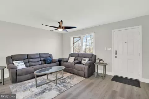 Living - 225 Leppo Rd, Westminster, MD 21158 photo 2 of 4