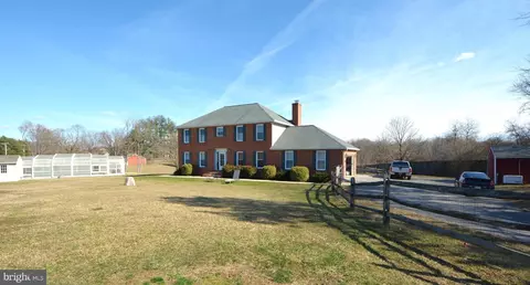 1800 Miners Ridge Dr, Sykesville, MD 21784