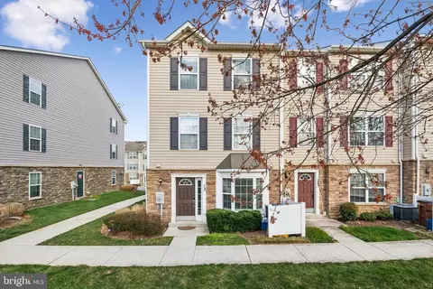 6488 Cornwall Dr #13, Sykesville, MD 21784
