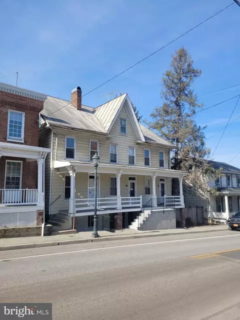 12 N 16 N Main St, Union Bridge, MD 21791