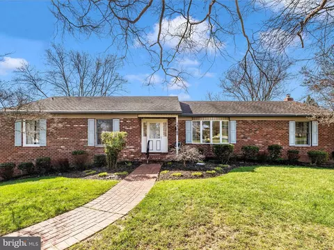 1308 High Ridge Dr, Westminster, MD 21157
